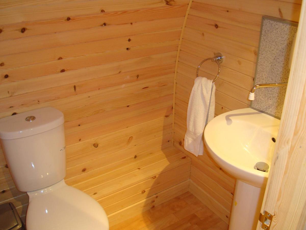 Glamping Hut - By The Way Campsite ทินดรัม ภายนอก รูปภาพ